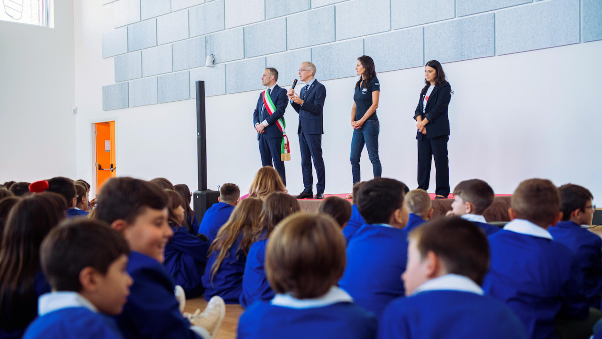 STUDIOUAOH-1228 copia-RE